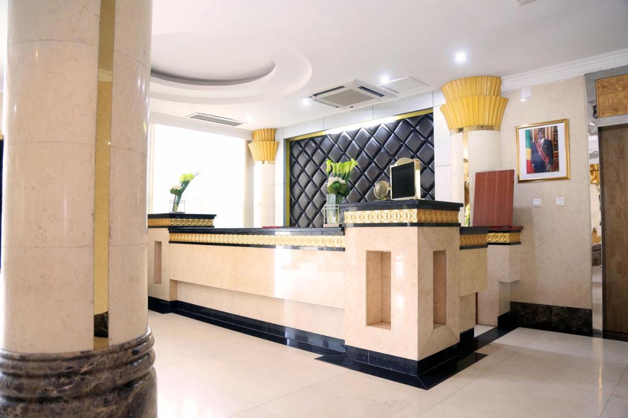 Hotel Amaritsah Браззавиль Экстерьер фото