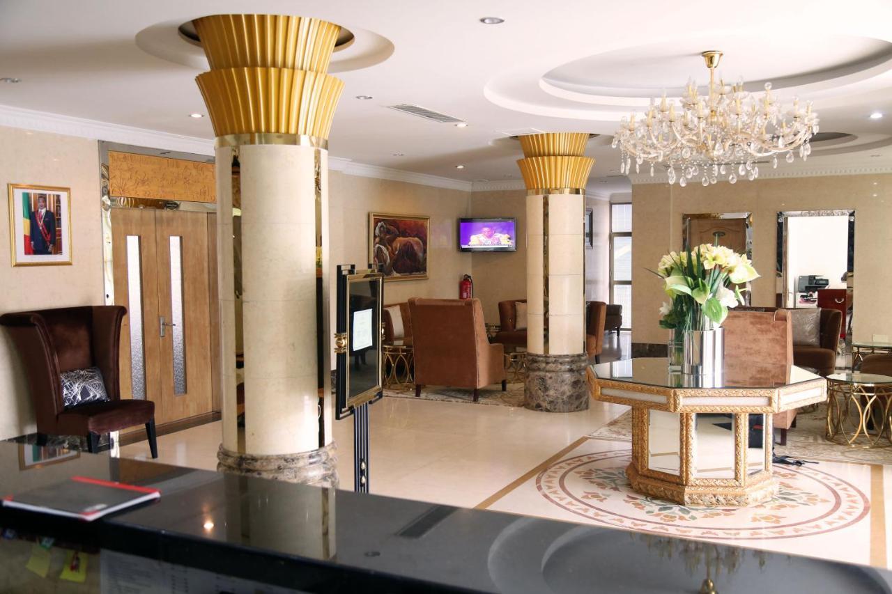 Hotel Amaritsah Браззавиль Экстерьер фото