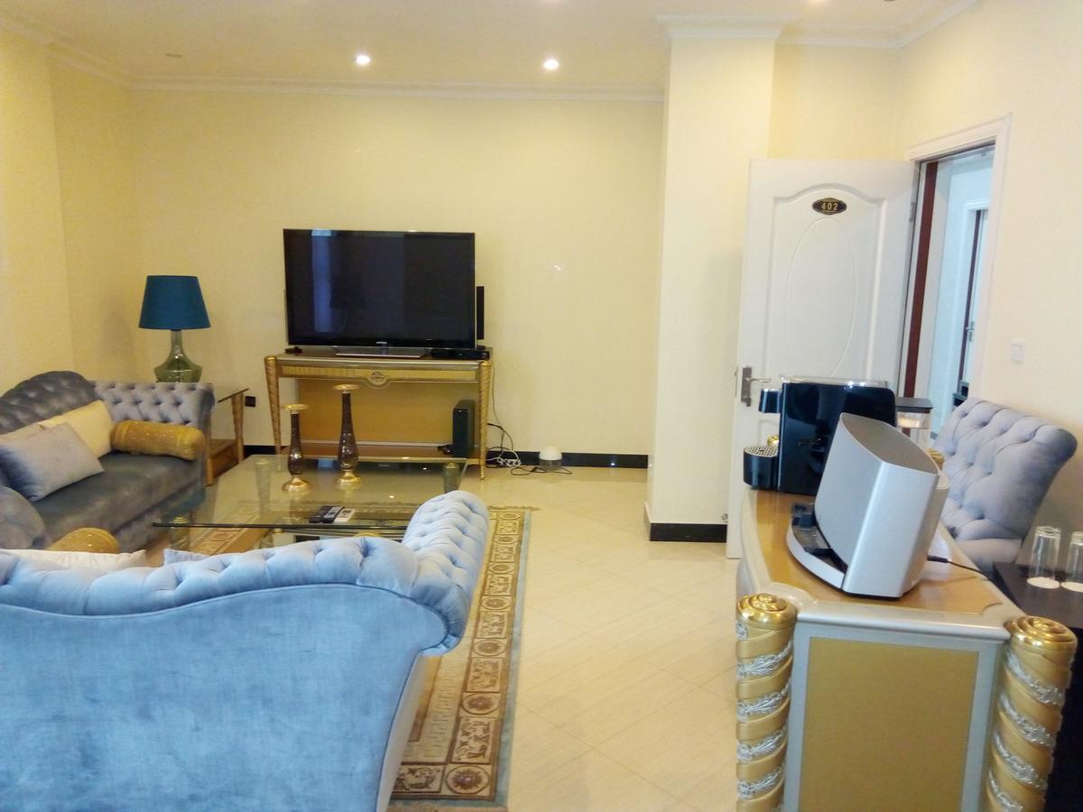 Hotel Amaritsah Браззавиль Экстерьер фото